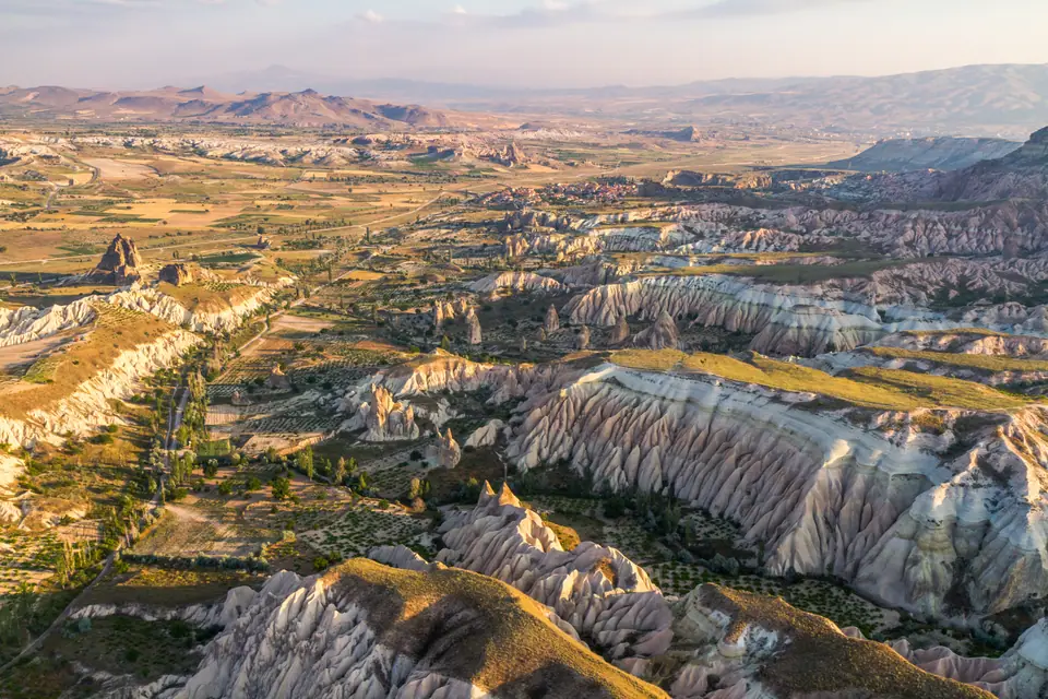 Vista aérea de los valles de Capadocia, Turquía
